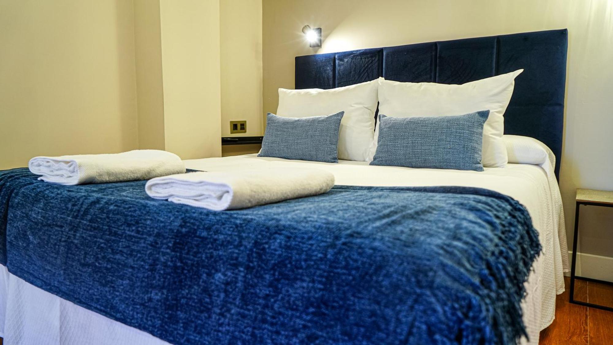 Apartamentos Puente Romano Suites 메리다 외부 사진